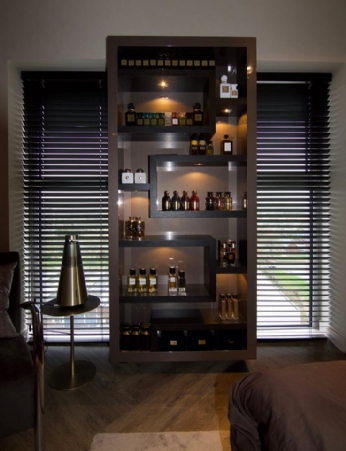 Parfum kast Brown Parfum kast Brown
